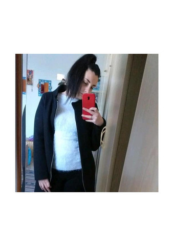 Ragazza cerca incontri senza impegno