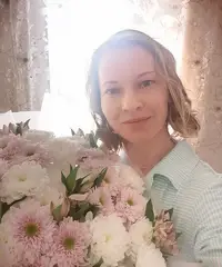 Una donna qui per voi!